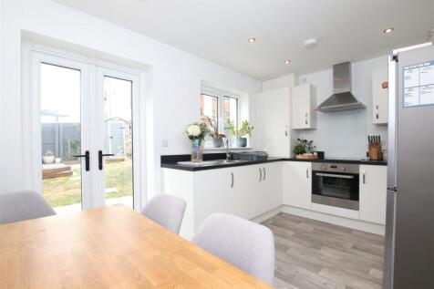 Kitchen Dining Room.JPG