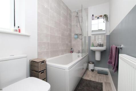 Ensuite 1.JPG