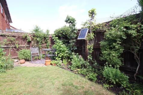 Garden_.JPG