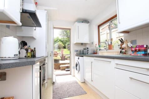Kitchen.JPG