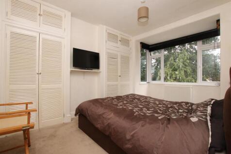 Bedroom 1.JPG