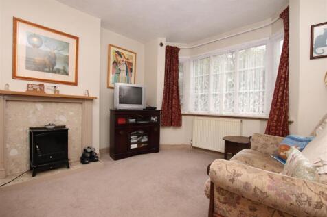 Living Room.JPG
