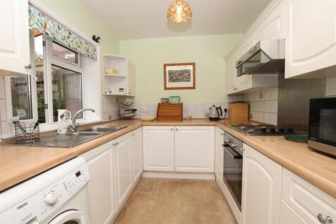 Kitchen.JPG