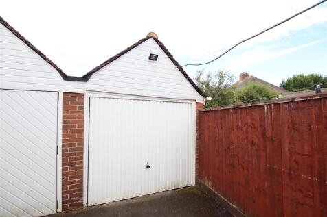 Garage.JPG