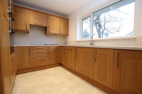 Kitchen 2.JPG