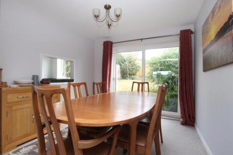 Dining Room.JPG