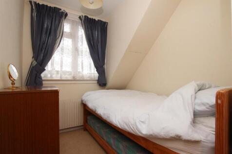 Bedroom 3.JPG