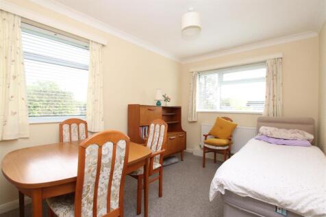 Bedroom 3.JPG