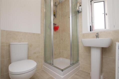 Ensuite.JPG