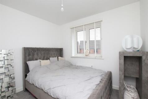 Bedroom 2.JPG