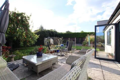 Garden Patio.JPG