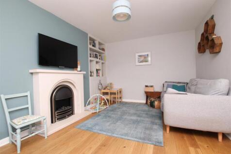 Living Room.JPG