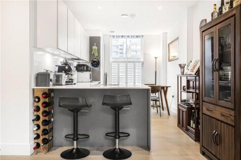 Reception/Kitchen