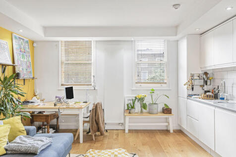 Reception/Kitchen