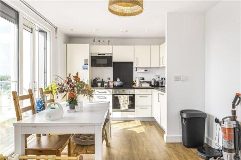 Reception/Kitchen