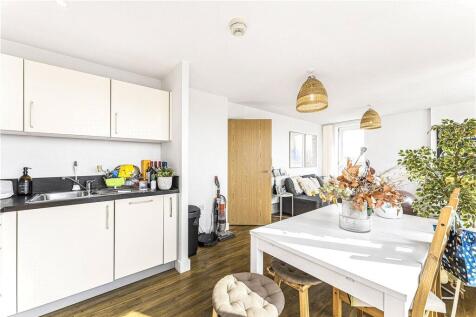 Reception/Kitchen