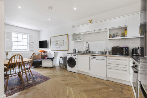 Reception/Kitchen