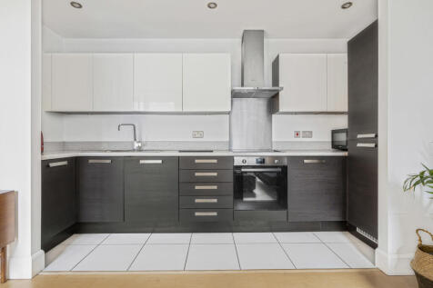 Reception/Kitchen