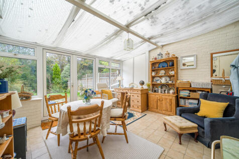 1365876-5-68ee2b6...