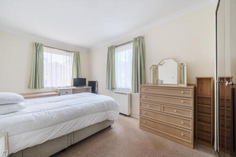 1368896-9-68f0b4a...