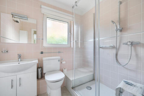 1368896-10-68f0b4...