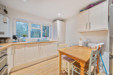 1376966-17-691ca1...