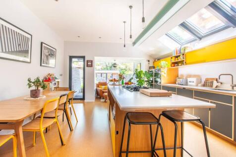 Property Image 11