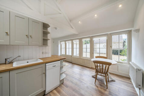 1362356-5-68e6992...