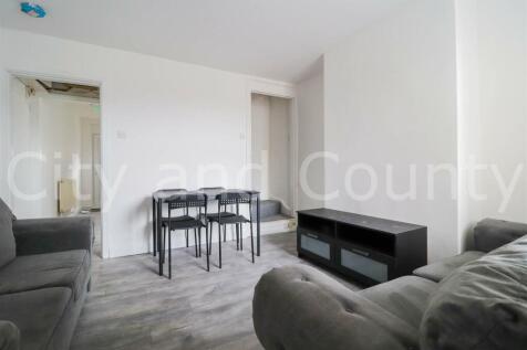 Dining room new 1.jpg