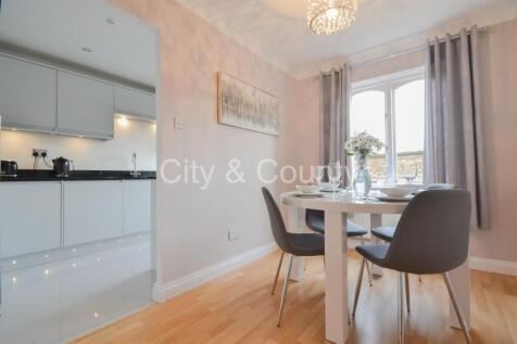 Dining Room.jpg