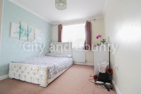 Bedroom One.jpg