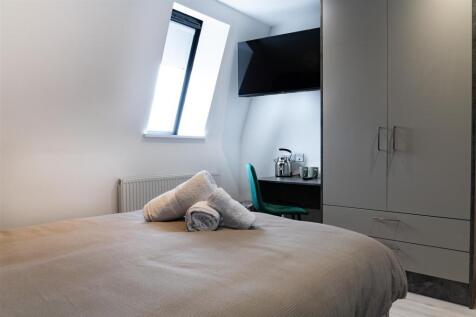 Studio bed 3.jpg