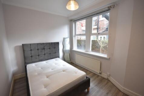 25 eslington - flat 1 (8)
