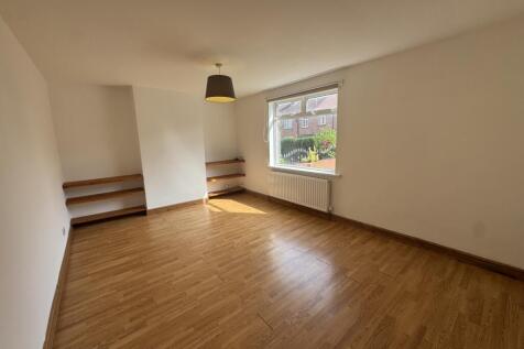 22 dunmorlie street  (2)