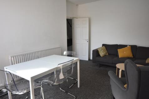 19Claremont, room 23