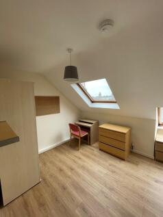 102 Manor House Road03