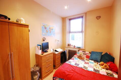 33 Grosvenor Avenue4