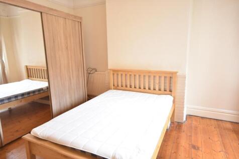 22 Lyndhurst Avenue photos06