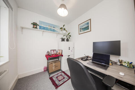 studybedroom 3