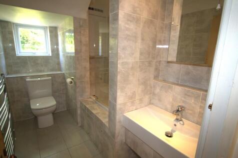 IMG_5813 bathroom