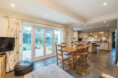 Kitchen/Breakfast/Family Room