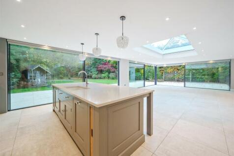Open-Plan Kitchen/Living/Dining Room