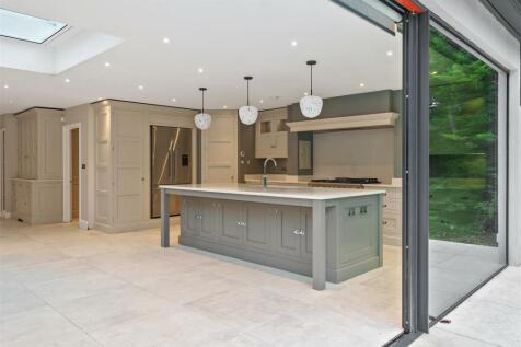Open-Plan Kitchen/Living/Dining Room