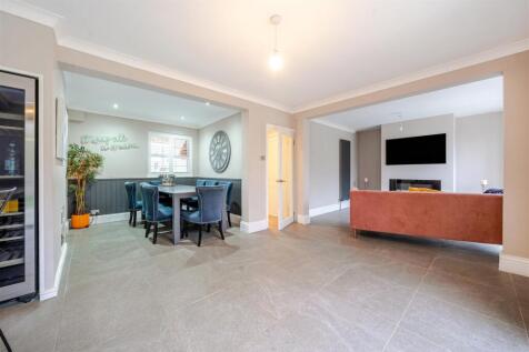 Kitchen/Diner/Family Room