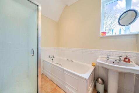 Family Bath/Shower Room