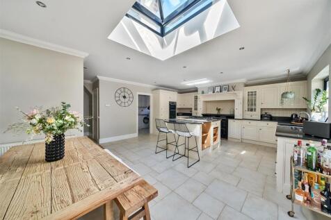 Kitchen/Breakfast/Family Room