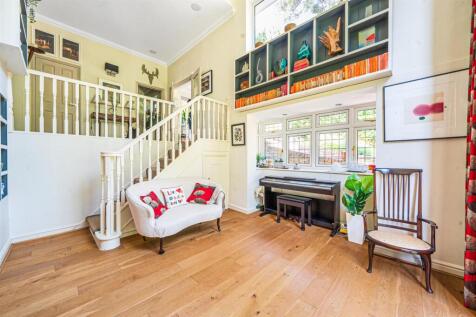 MusicRoom/Library