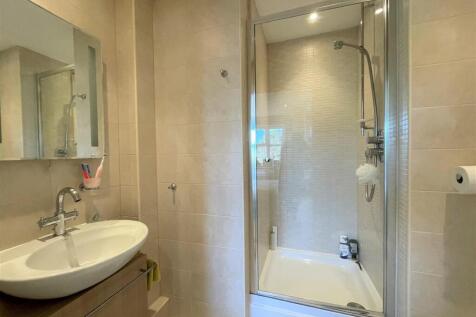 Ensuite Shower Room