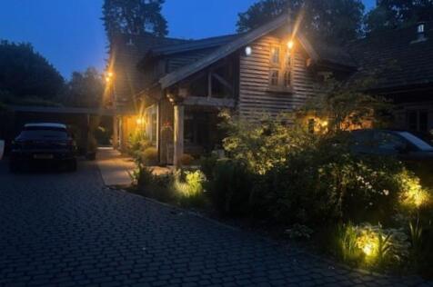 night shot 4.jpg