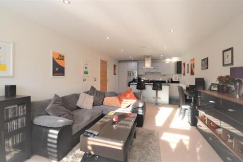 Living Room 11.jpg